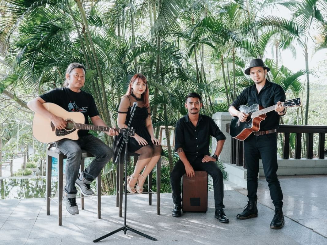 Live band playing music at Chatrium Hotels & Residences