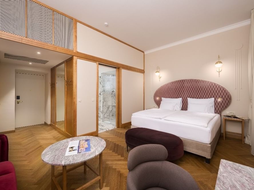 Grand Deluxe Room