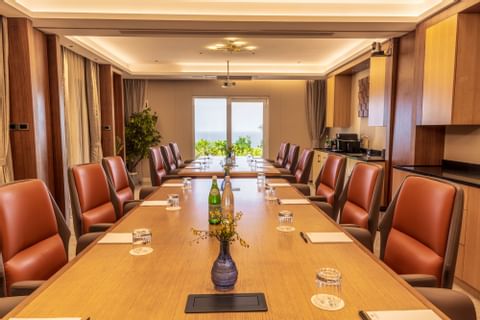 Table arrangements in Conference Room at Golden Rock Resort