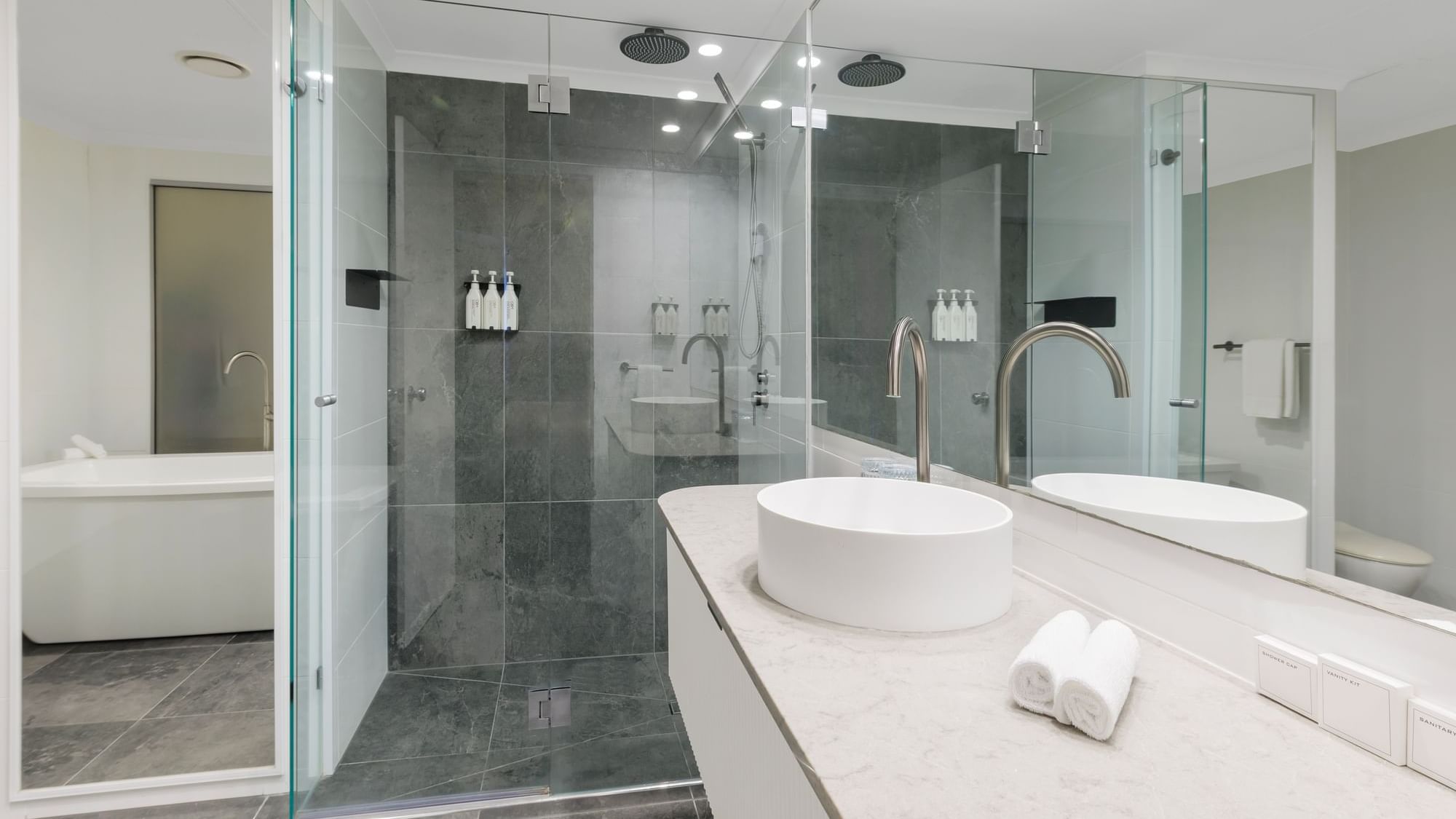 Picture of Superior King Suite on High Floor with Balcony in Brisbane