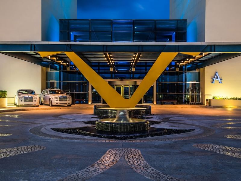 The entrance & motor lobby area at Live Aqua Resorts