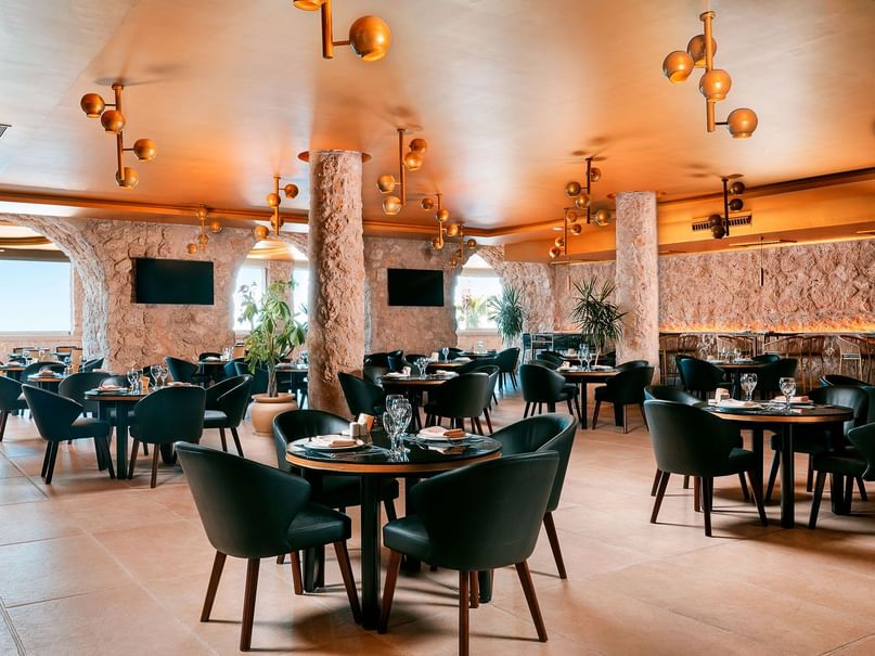 Rocks Lounge at Pickalbatros Citadel Resort in Sahl Hasheesh
