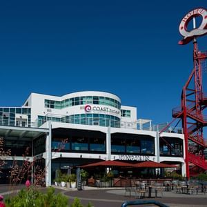 Coast Lonsdale Quay Hotel Exterior