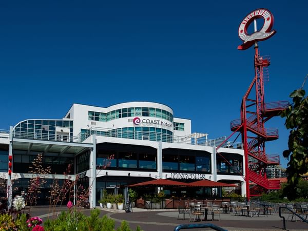 Coast Lonsdale Quay Hotel Exterior