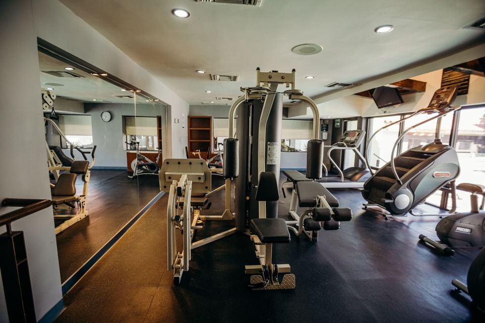 Exercise machines & equipment in the gym, Araiza Hotel Calafia