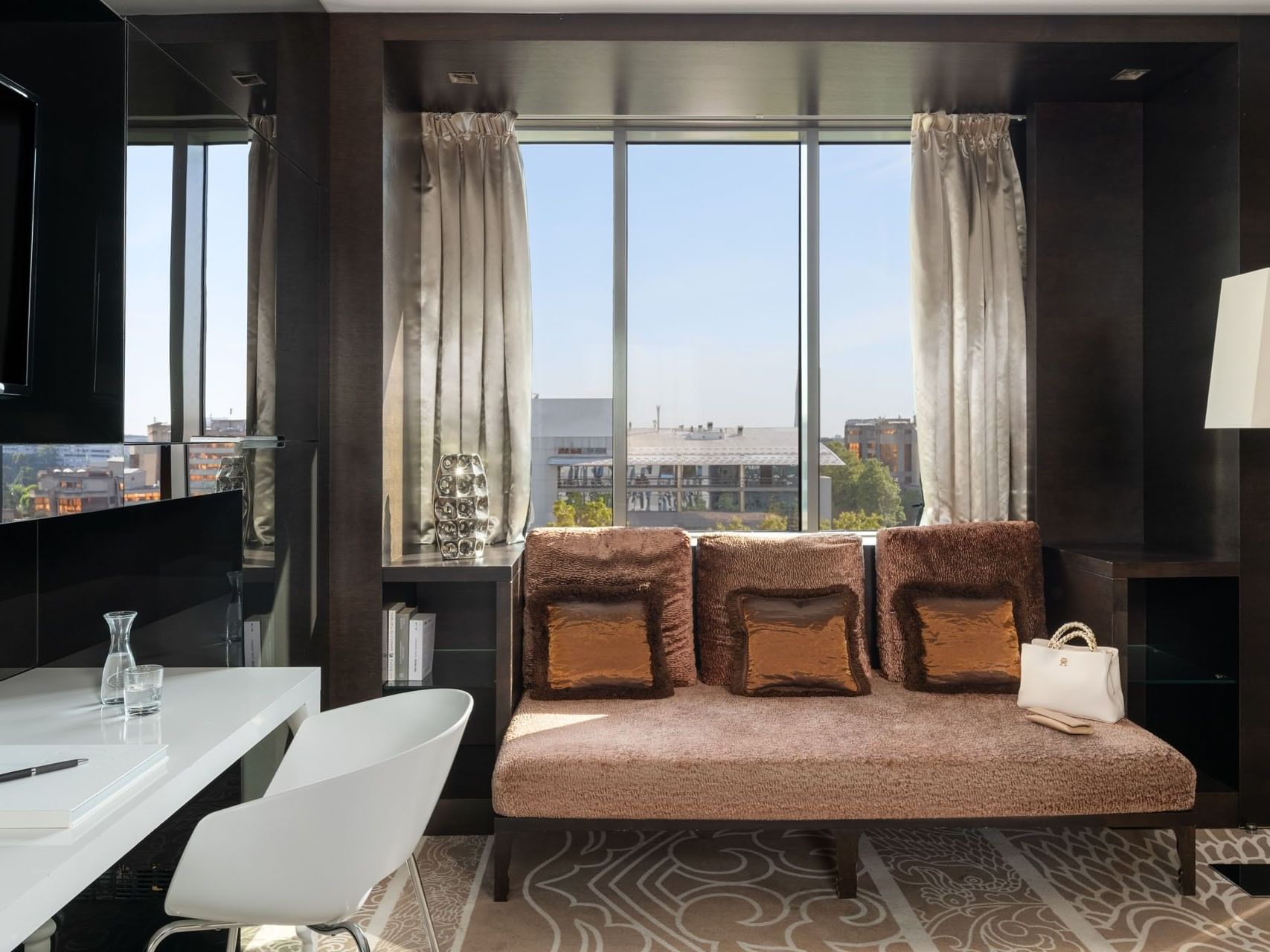 Senior Suite at Zijin Hotel Belgrade