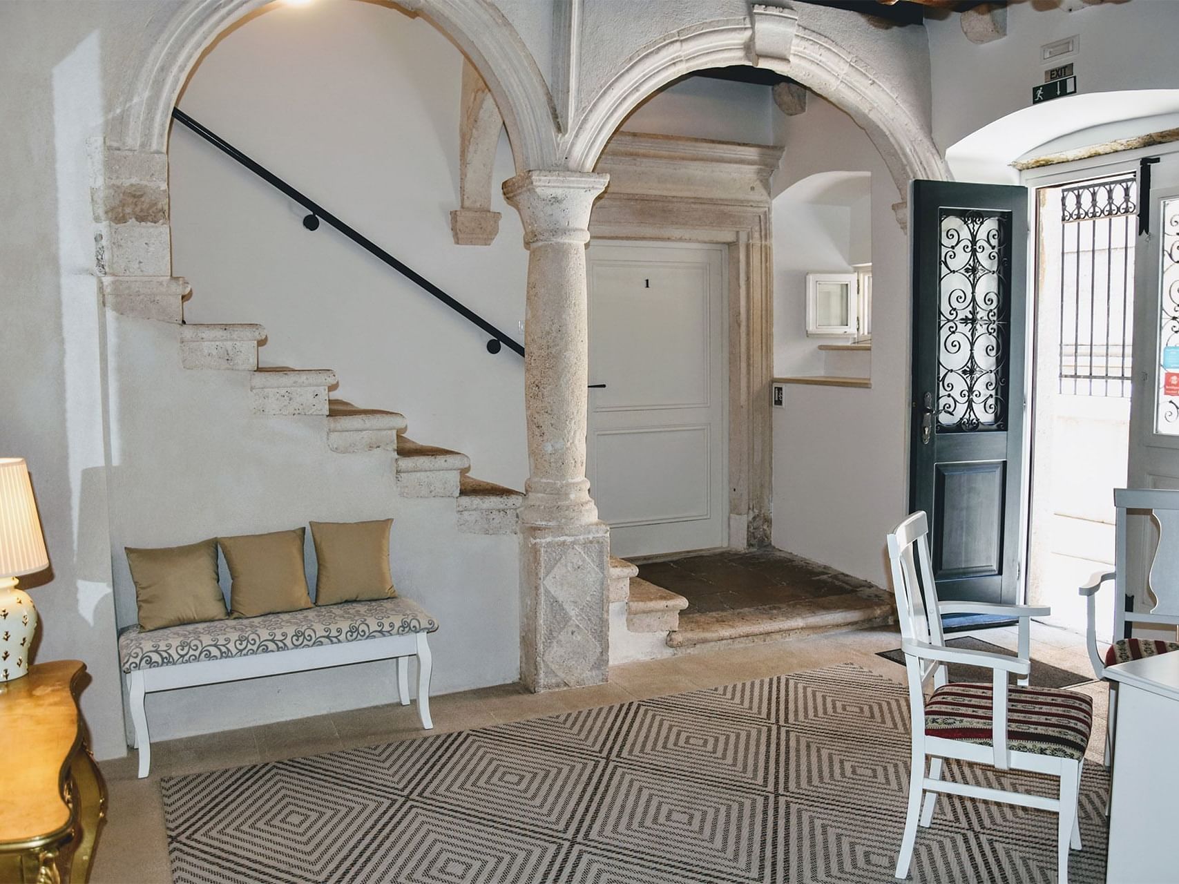 Lobby area at the entrance in Sunce Palace Apartments