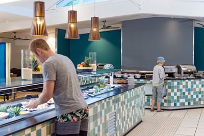 Buffet in Shearwater Restaurant at Heron Island Resort