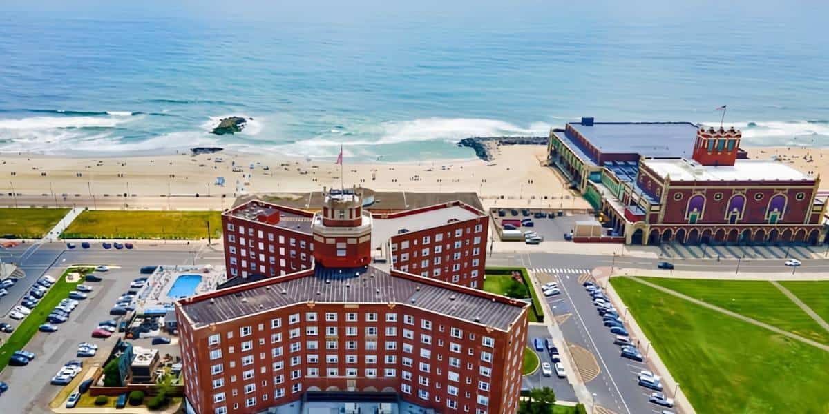 Berkeley Oceanfront Hotel - Historic Asbury Park, New Jersey