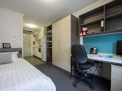 UniLodge @ANU Warrumbul Lodge Canberra_Single Studio