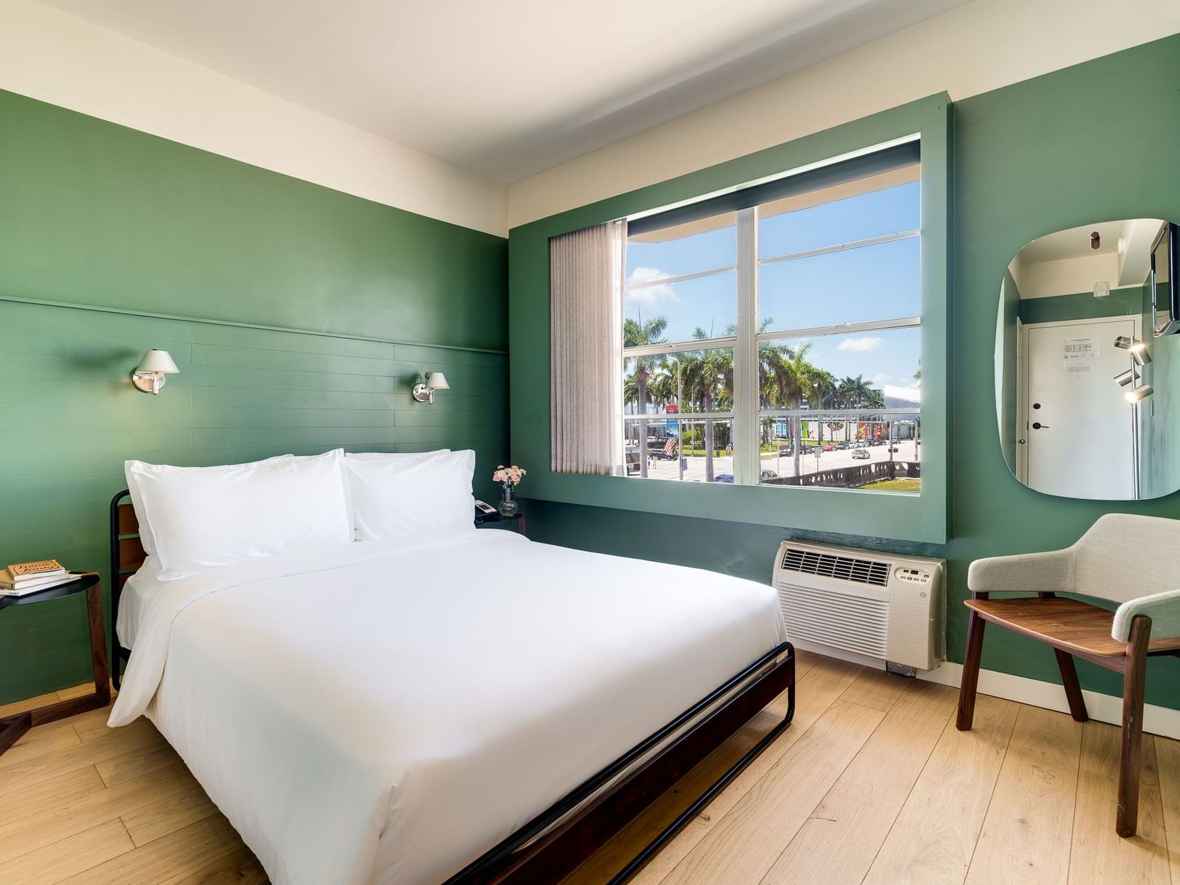 Standard Queen Room with A/C at Greenview Boutique Hotel