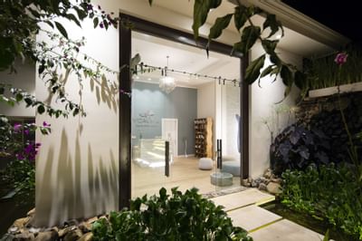 Attractive entrance to spa area at Retreat Costa Rica