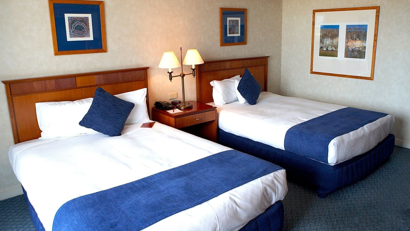HotelRooms_Page_Image_2_c7f9ef