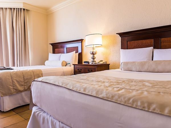 Elite Garden View Room with two beds at Pierre Mundo Imperial