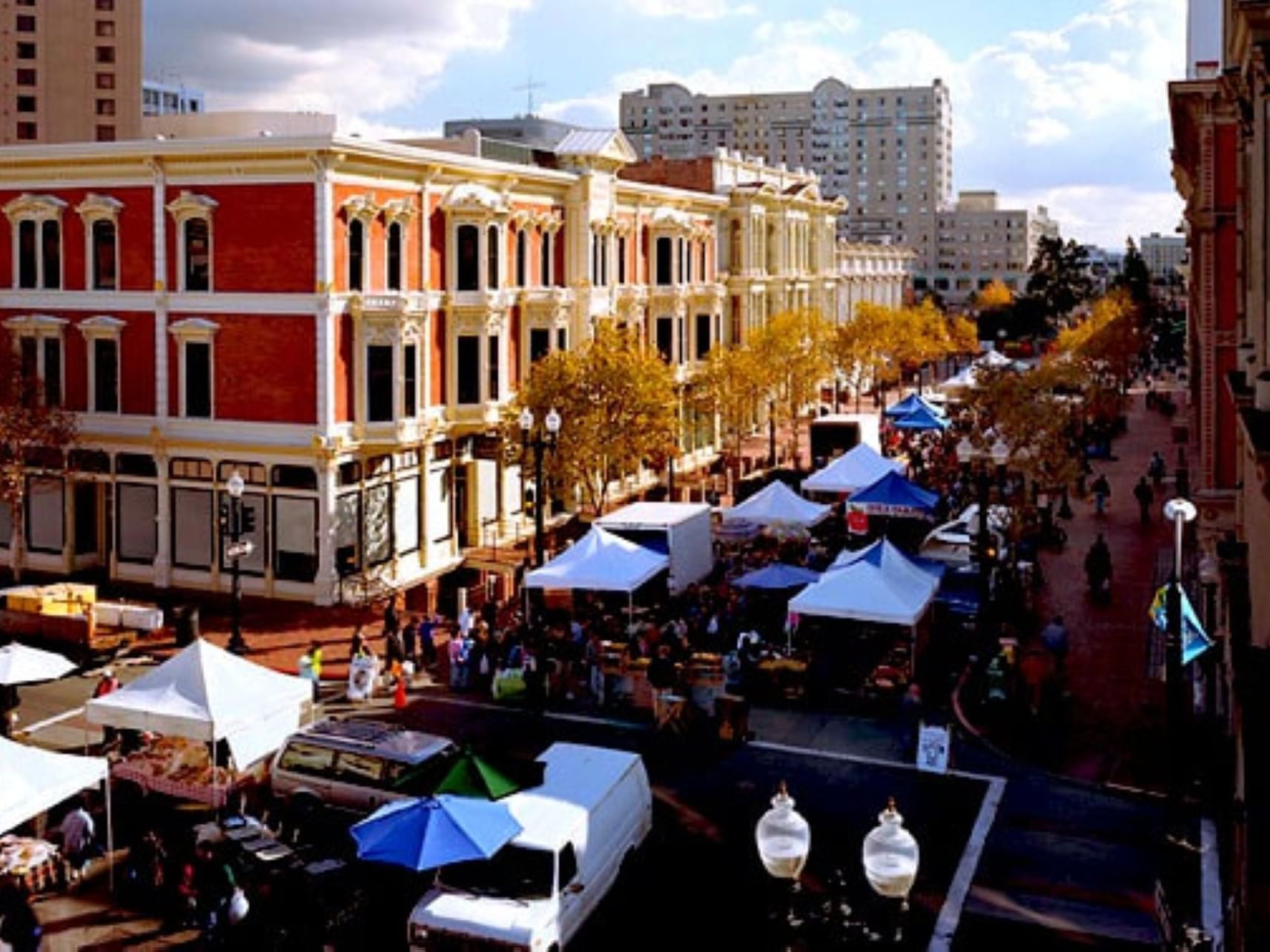 Aerial view of crowded Farmers Markets near Stay Hotel Waikiki