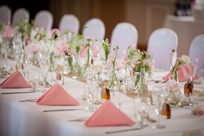 Banquet table set-up at wedding venue at Honor’s Haven Retreat