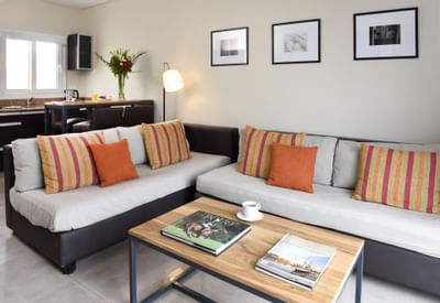 Área de estar en Suite Senior en Argenta Suites Belgrano