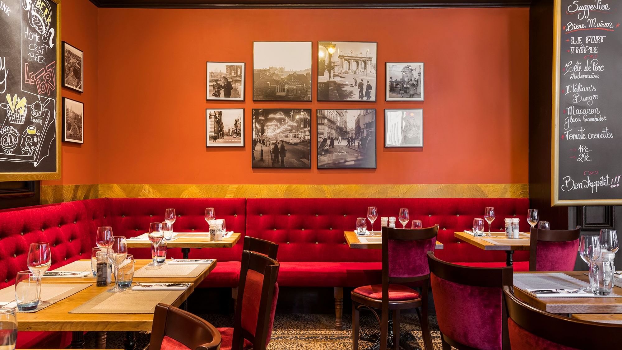 Chutney's Restaurant Interior at Warwick Brussels