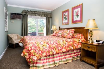 suite king bed