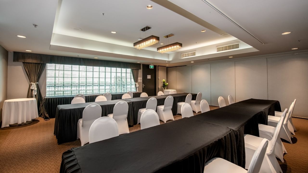 meetings, events & celebrations space in North Vancouver