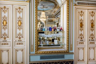 Honestry Bar drinks shell 