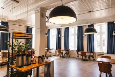 Coffee station & lobby in Daily Breakfast at Hotel Weyanoke