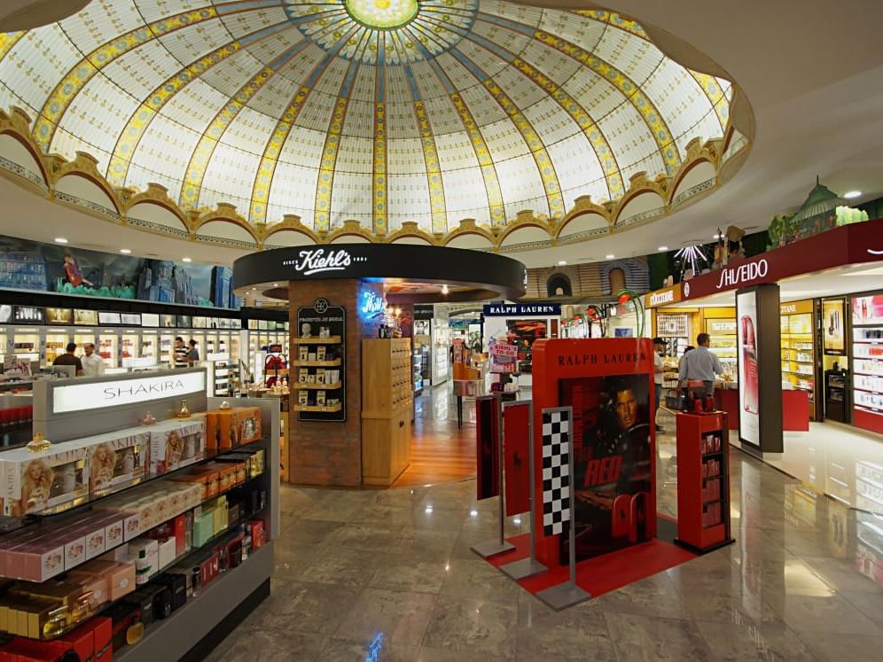 Item shelfs in Duty Free Shop near Grand Hotels Lux