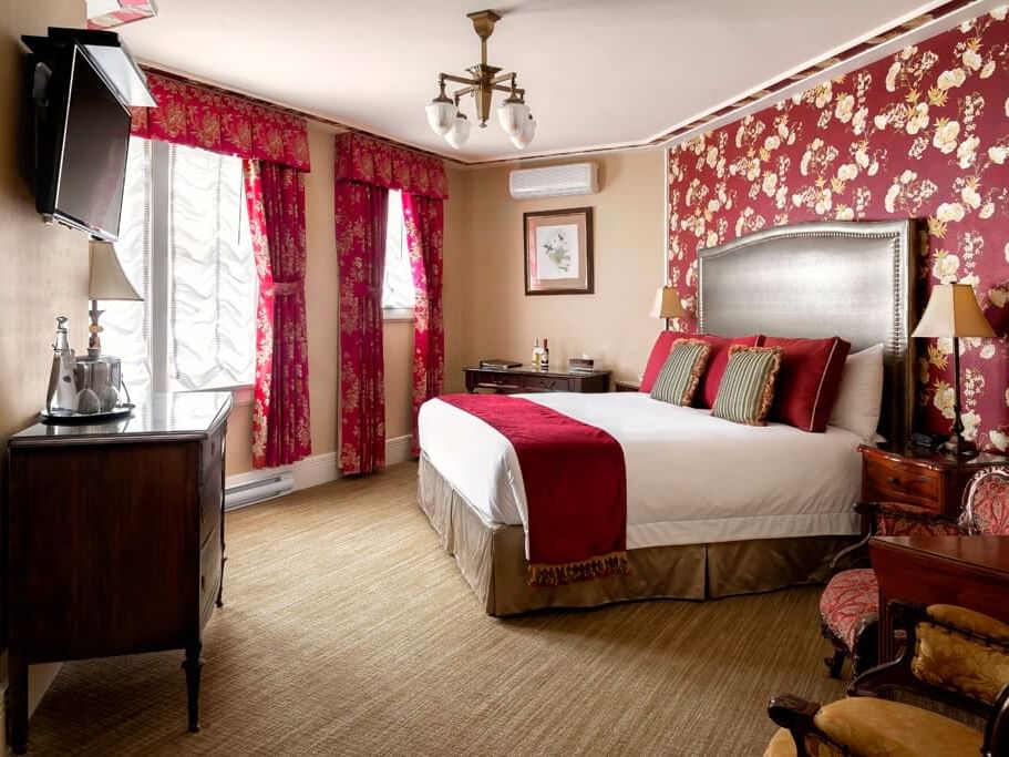 Ruby King Rooms