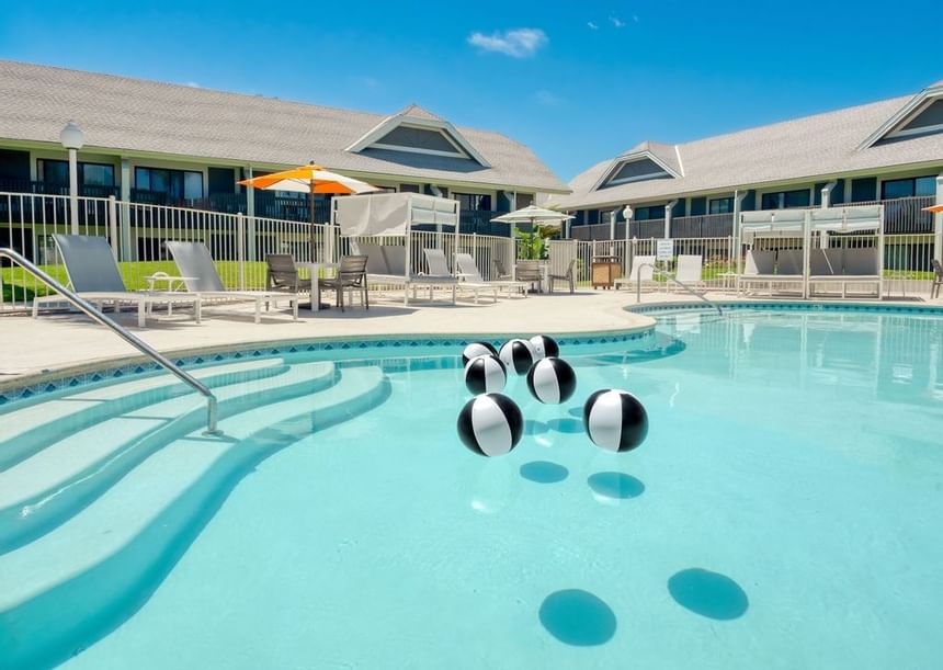 Hotel Pool | Family Friendly Hotels | Carlsbad by the Sea Hotel