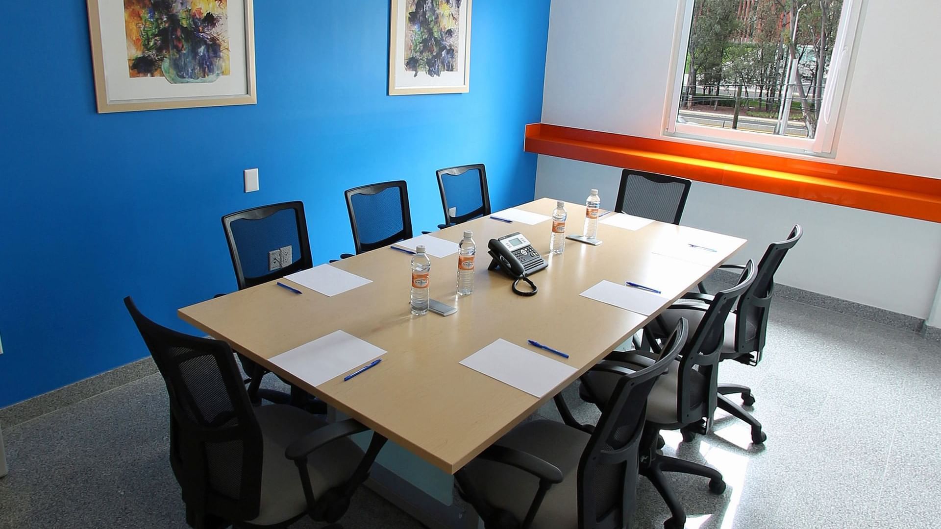 High angle shot of Meeting Room at One Guadalajara Periférico