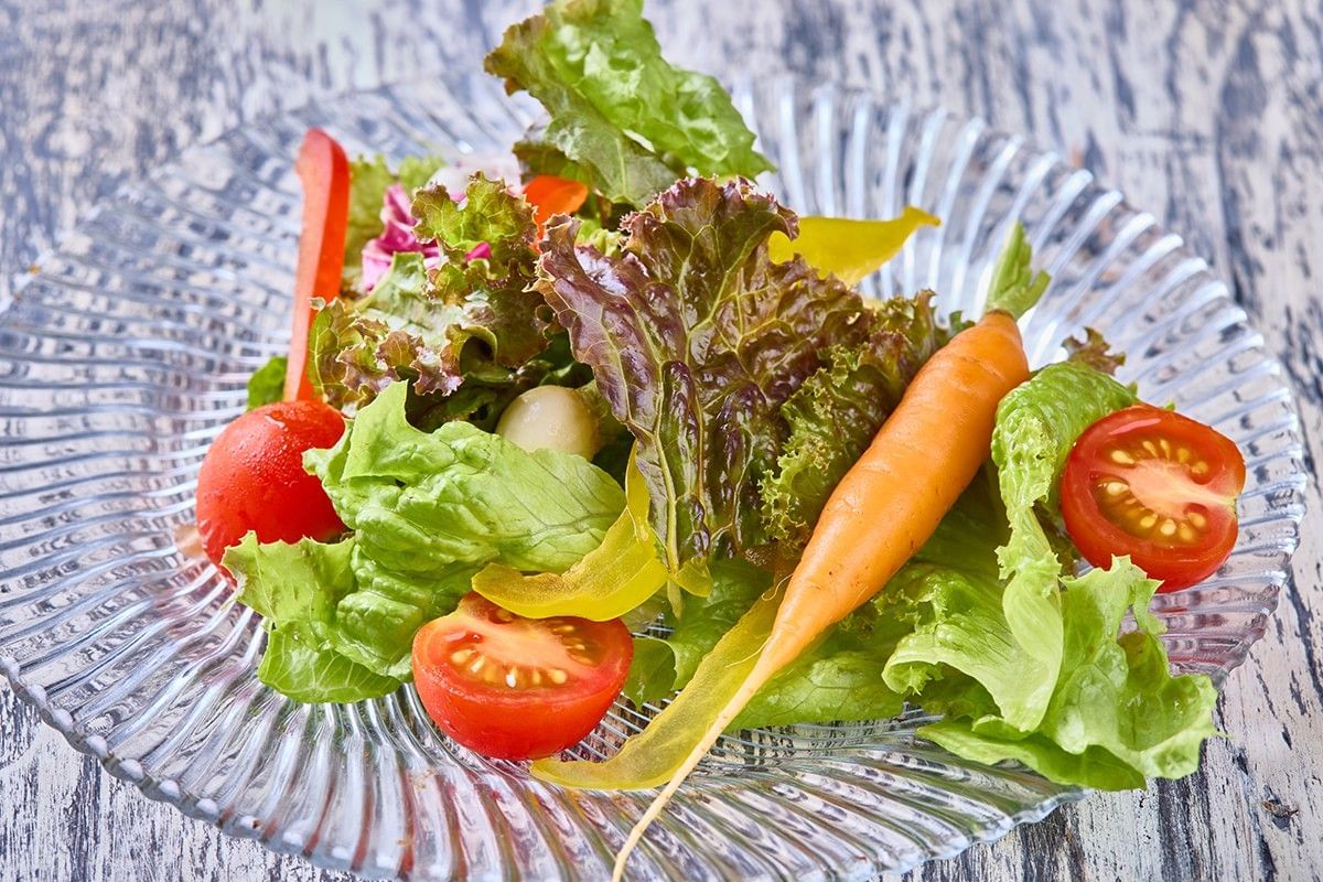 や＝野菜サラダ