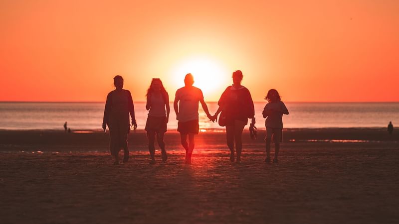 Poster of Family Offer at Warwick Reine-Astrid - Lyon
