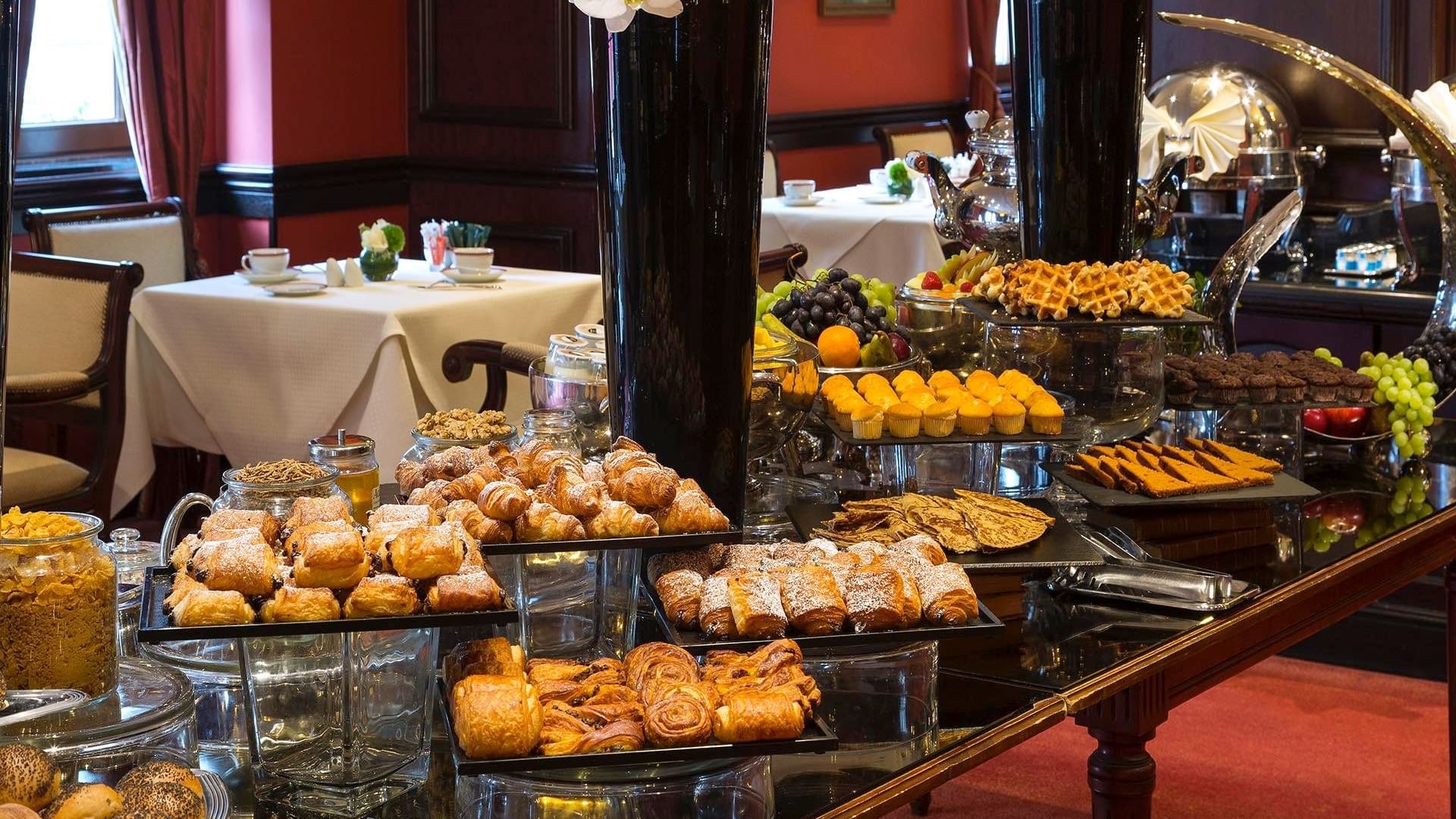 Het ontbijtbuffet in het Warwick Brussels