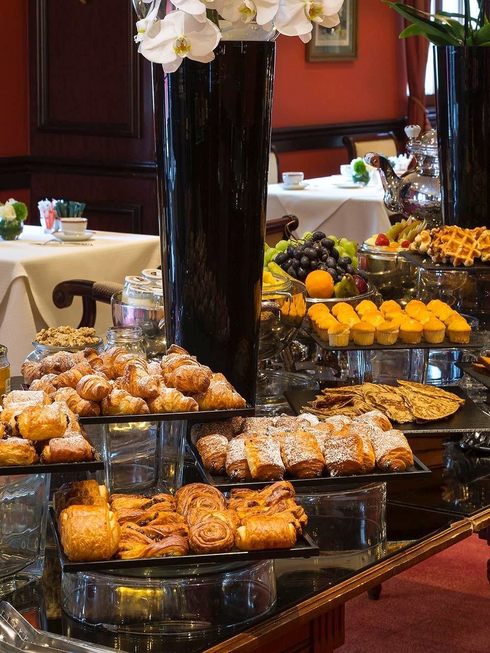 Het ontbijtbuffet in het Warwick Brussels