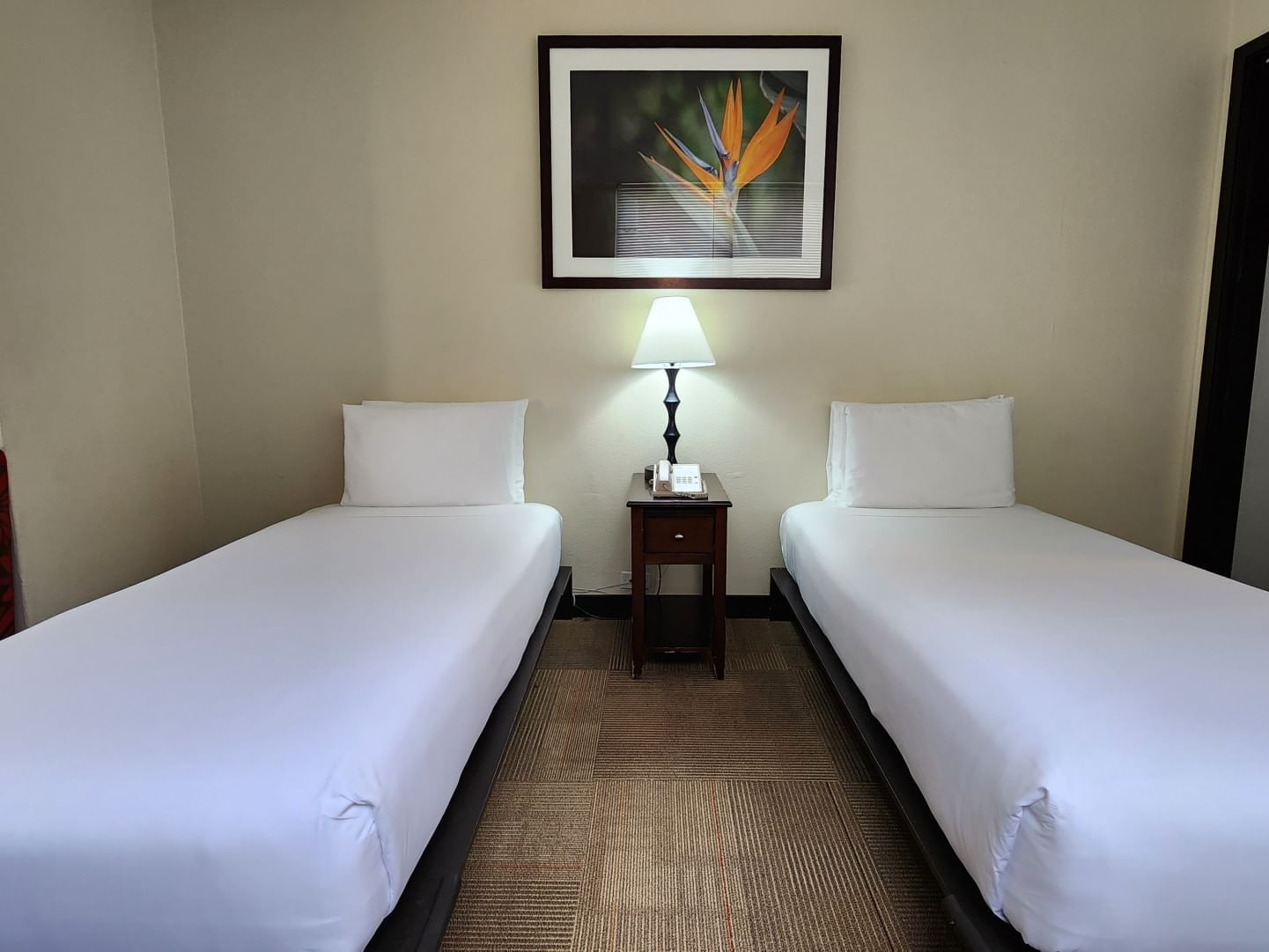 Two beds & wall picture in Two Twin Beds at Stay Hotel Waikiki