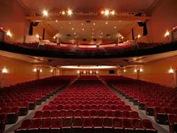 Theatre St-Denis with balcony & red chairs near Hotel Zero1