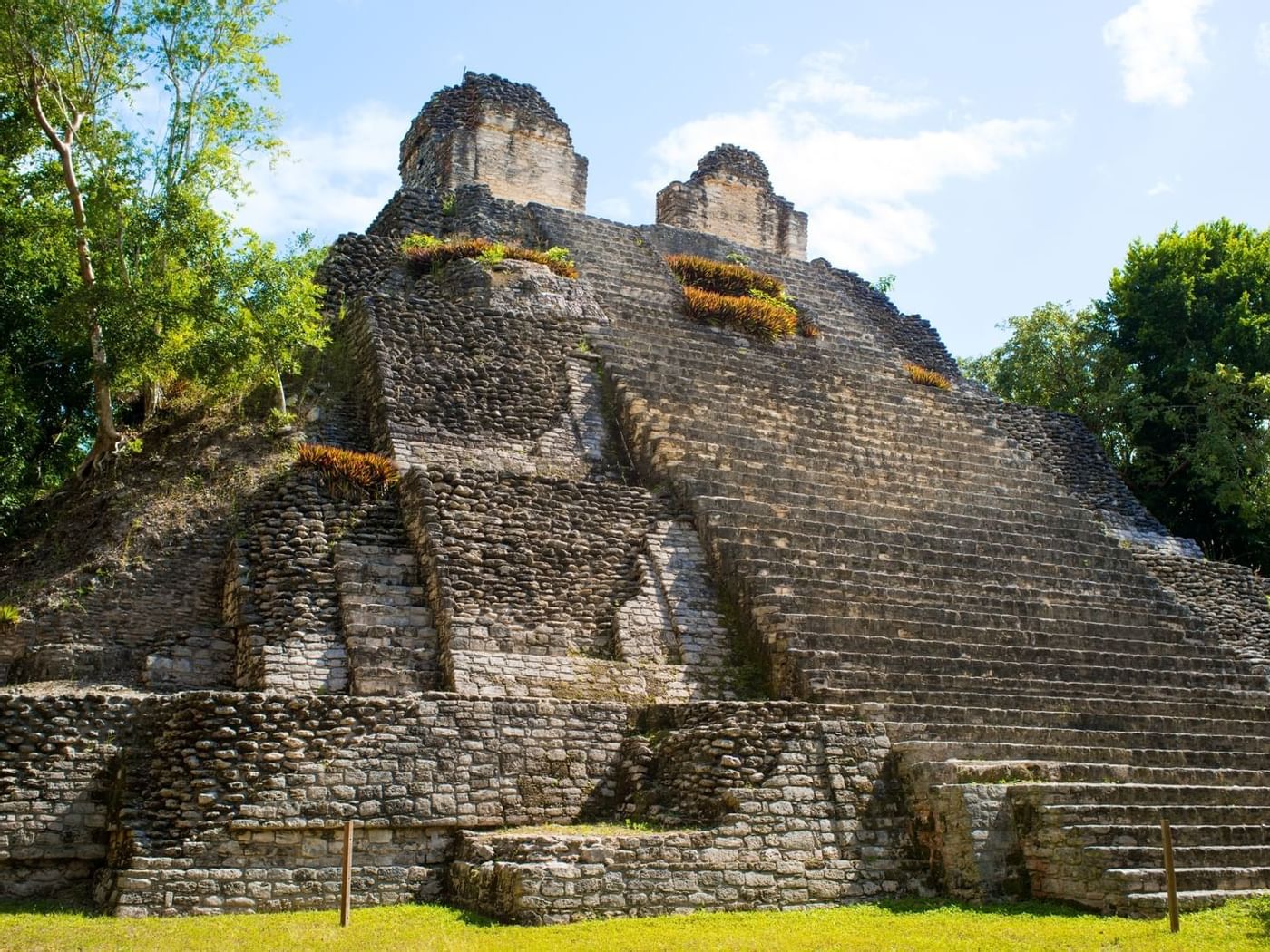 Sitio Arqueológico de Dzibanché - Kinichná | The Explorean Resorts