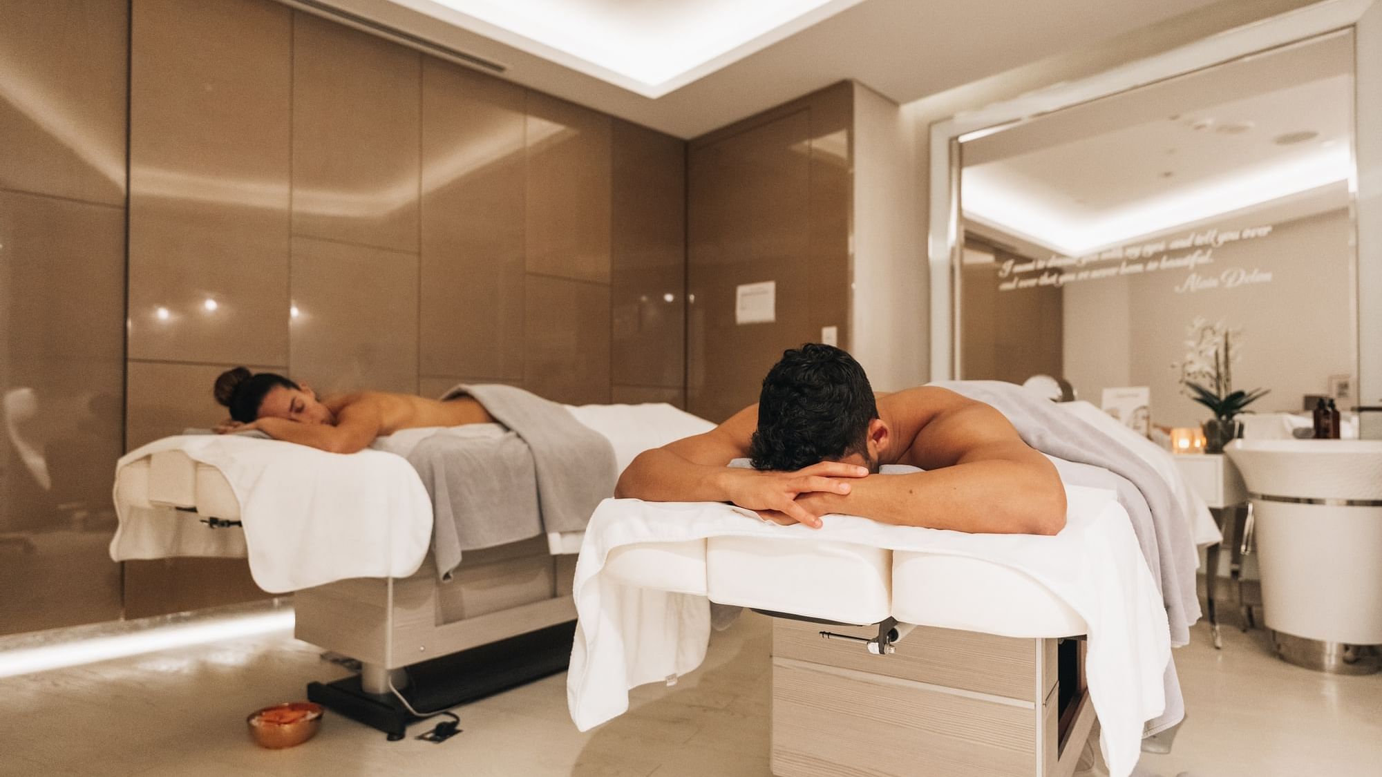 SPA couple massage