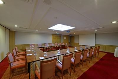 meeting room at eresin hotels topkapi