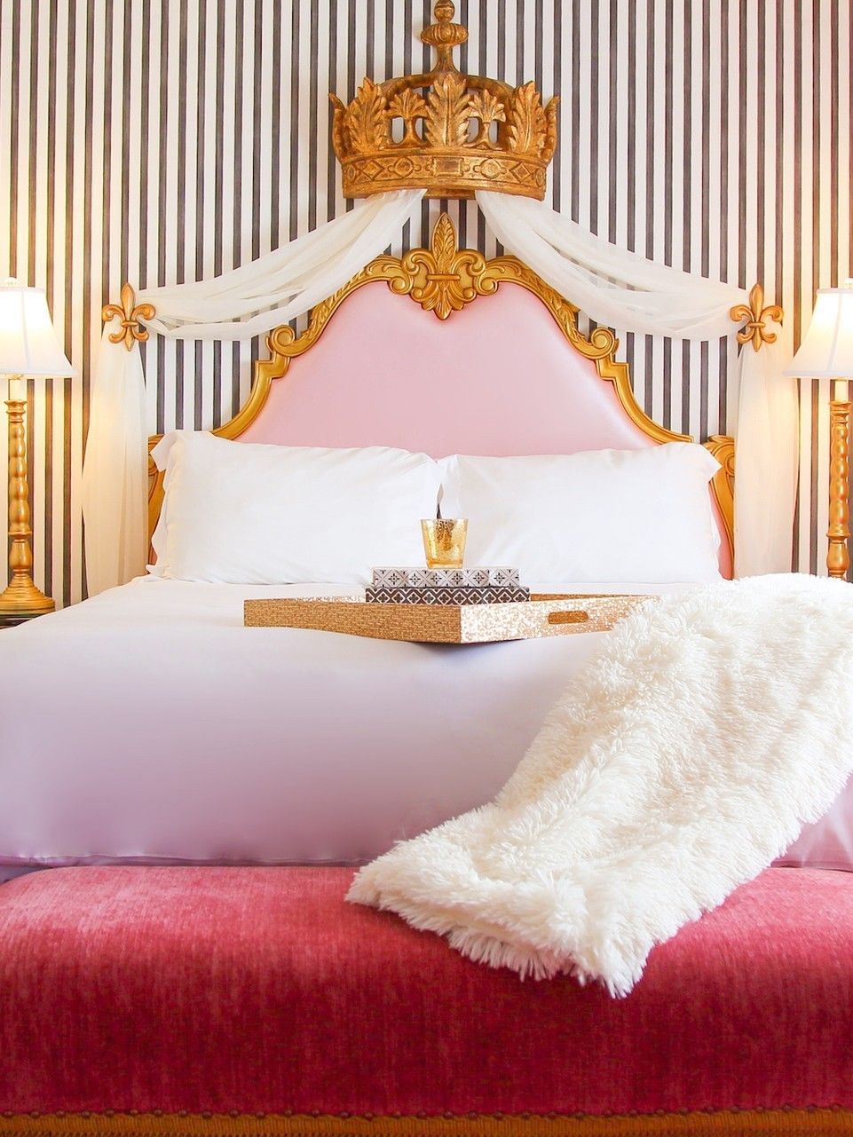 Kensington Kelly Suite