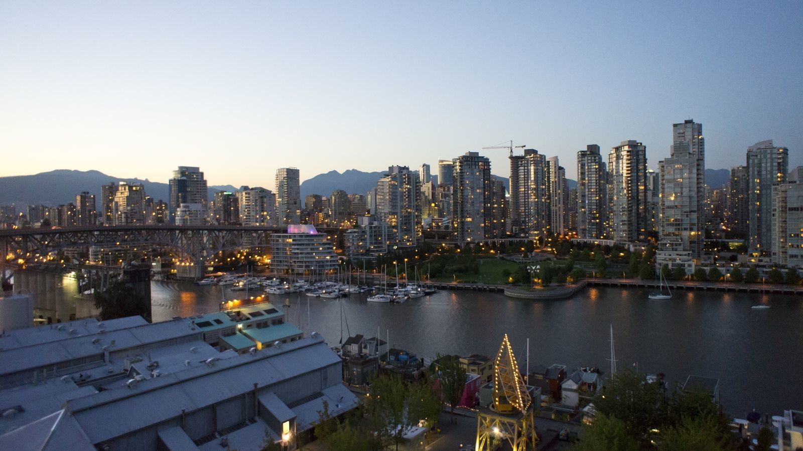 Beautiful Cityscape view from Granville Island Hotel