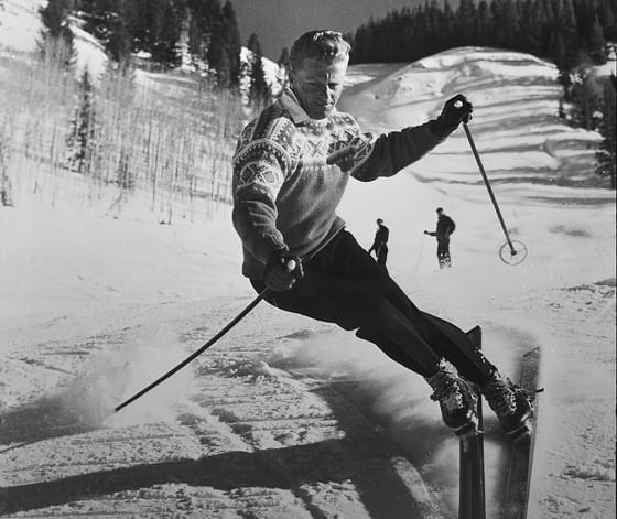 Image of Stein Eriksen skiing