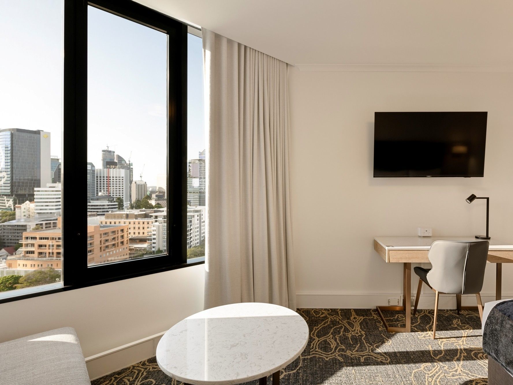 Deluxe King no balcony