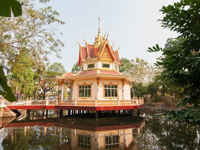 The exterior view of Wat Phai Lom near Chatrium Golf Resort