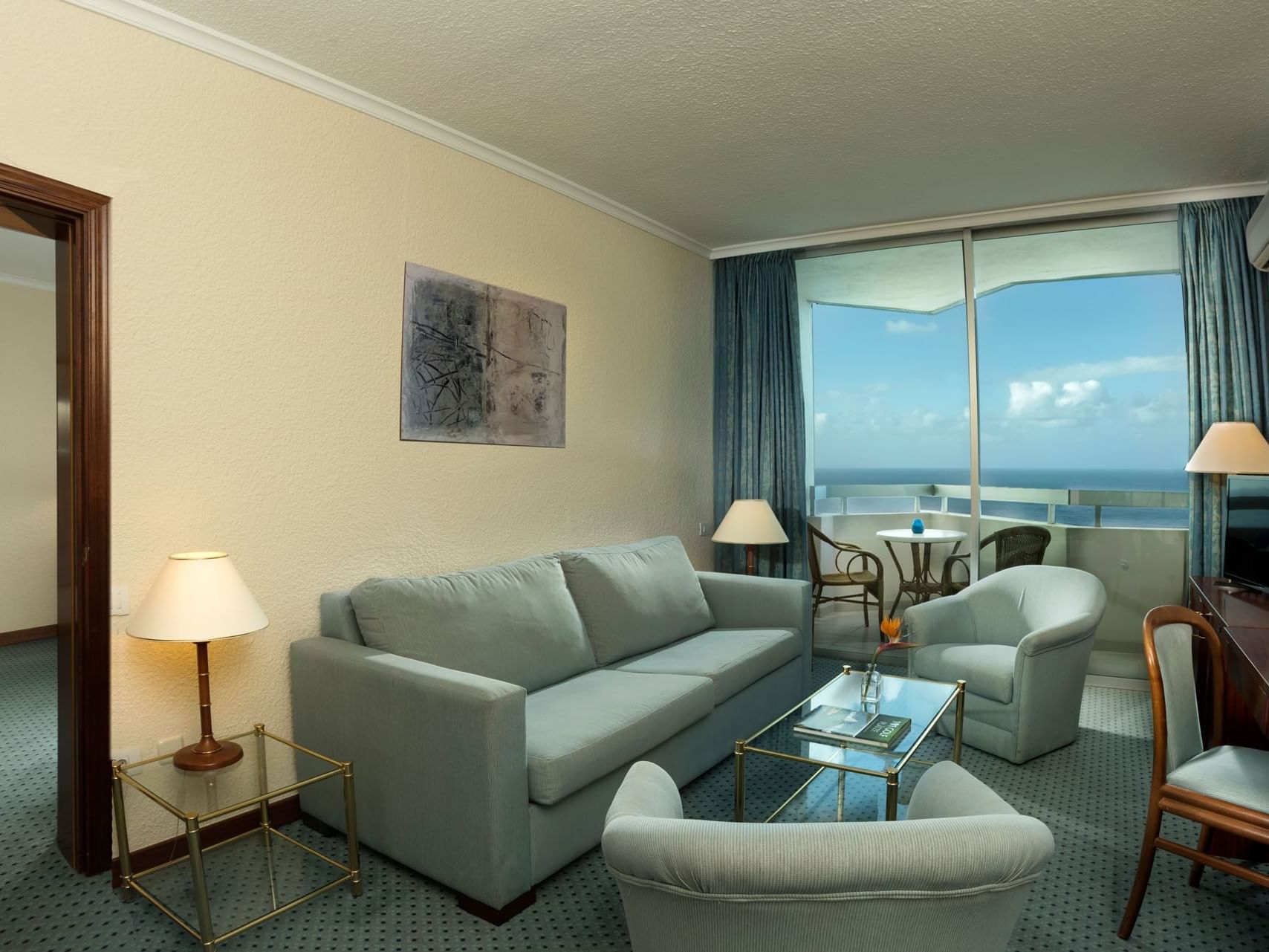 Suite with sea view at Precise Resort Tenerife