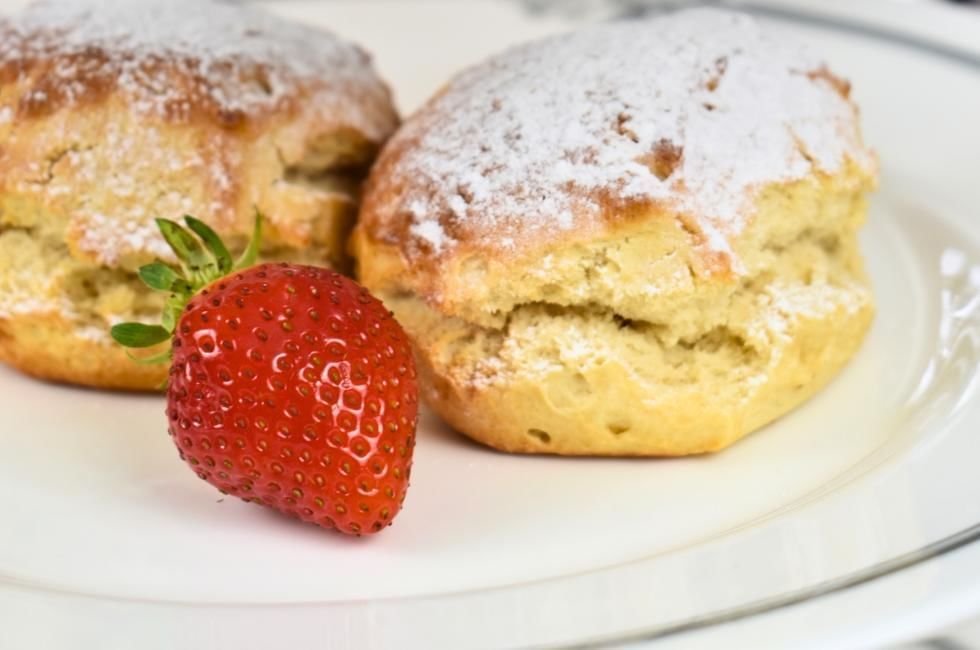 scones at villiers hotel in buckingham