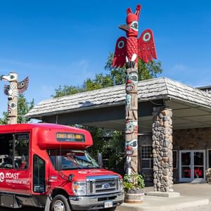Coast Inn at Lake Hood with Airport Shuttle