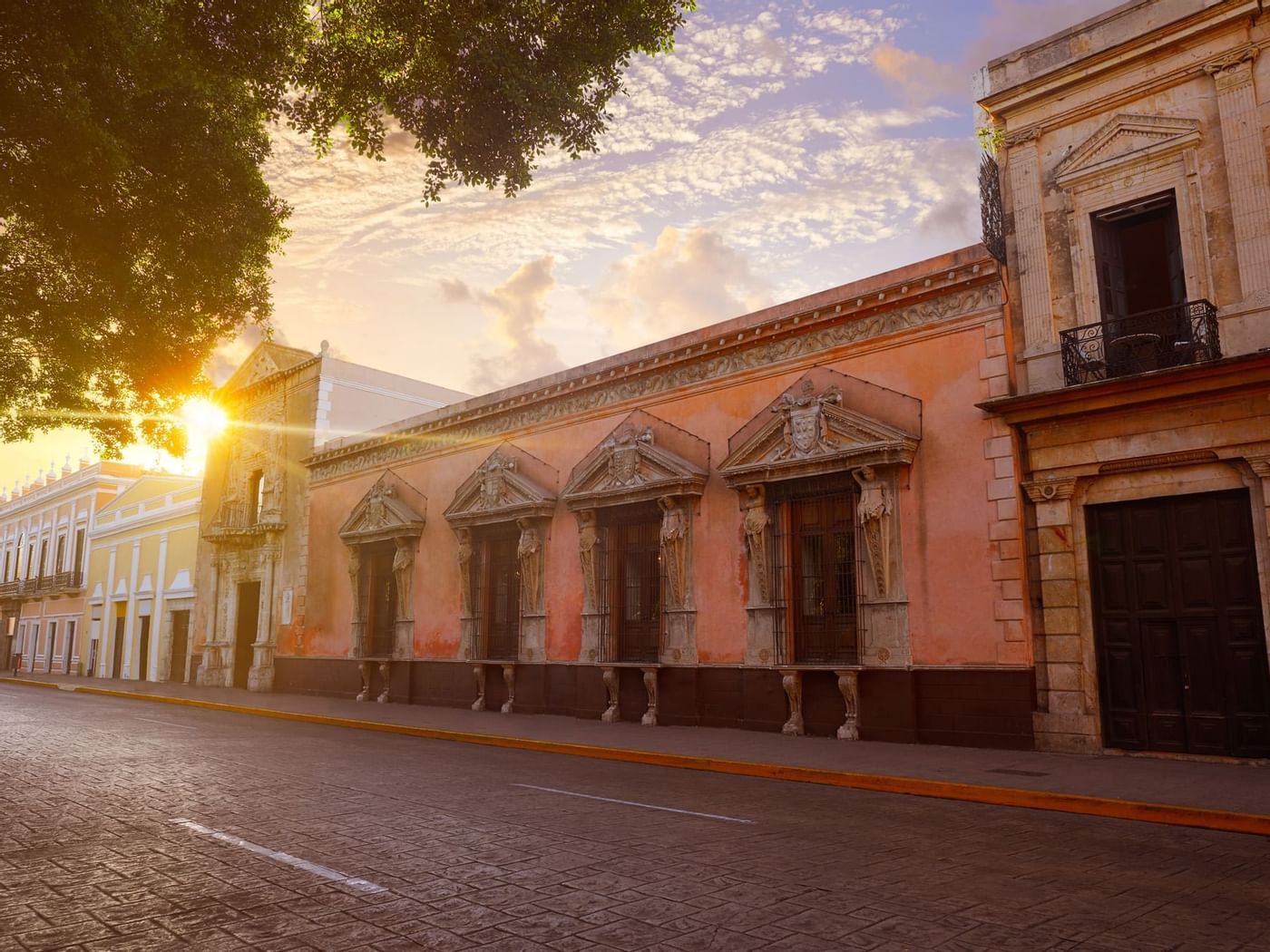 The exterior of Case Montejo house near IOH Freestyle Hotels