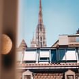 Aussicht aus einem Zimmer auf den Stephansdom in Wien