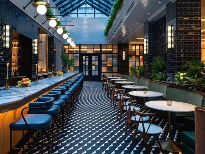 The Bar & Lounge area of Stateside Kitchen at Dream Nashville